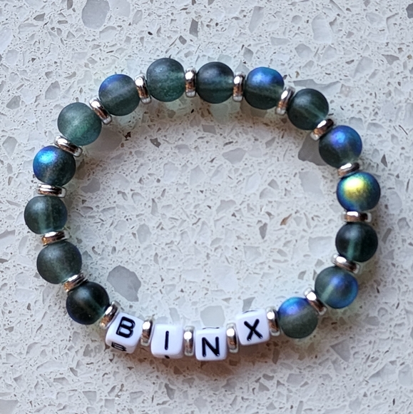 Hocus Pocus BINX stretch bracelet - Picture 4 of 6
